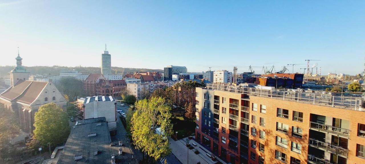 Central Apartments View Гданск Екстериор снимка
